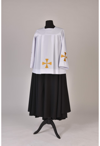 Priestergewand mit Stickerei