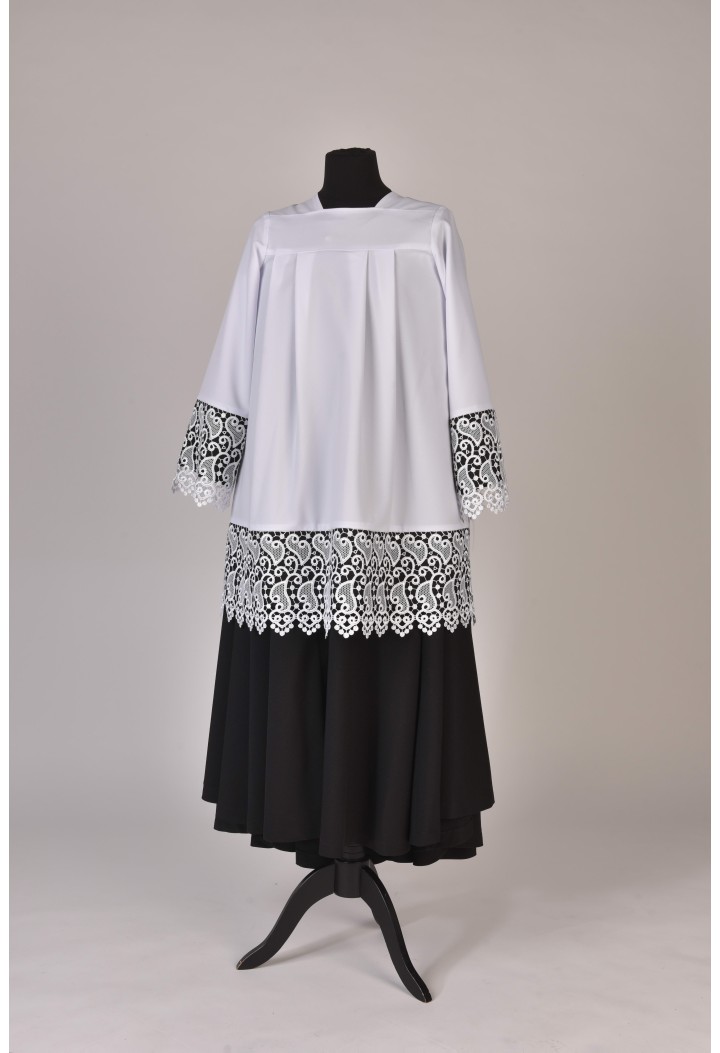 Kornica-style surplice with guipure lace | Elegant liturgical surplice | Polish manufacturer