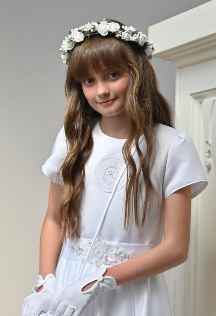 Urocza sukienka komunijna, pełne koło, satynowa, delikatnie zdobiona - Elza 091 - MKMaryla