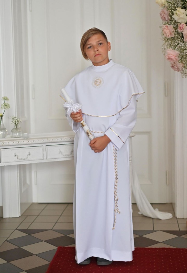 Prosta długa chłopięca alba komunijna z kołnierzem Dominik 110 - MKMaryla