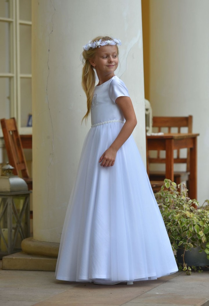 Skromna i delikatna tiulowa sukienka komunijna - Laura 060 - MKMaryla