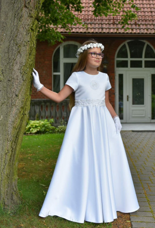 Wunderschön verschönertes Kommunionskleid aus Satin - Alicia 136- MKMmaryla