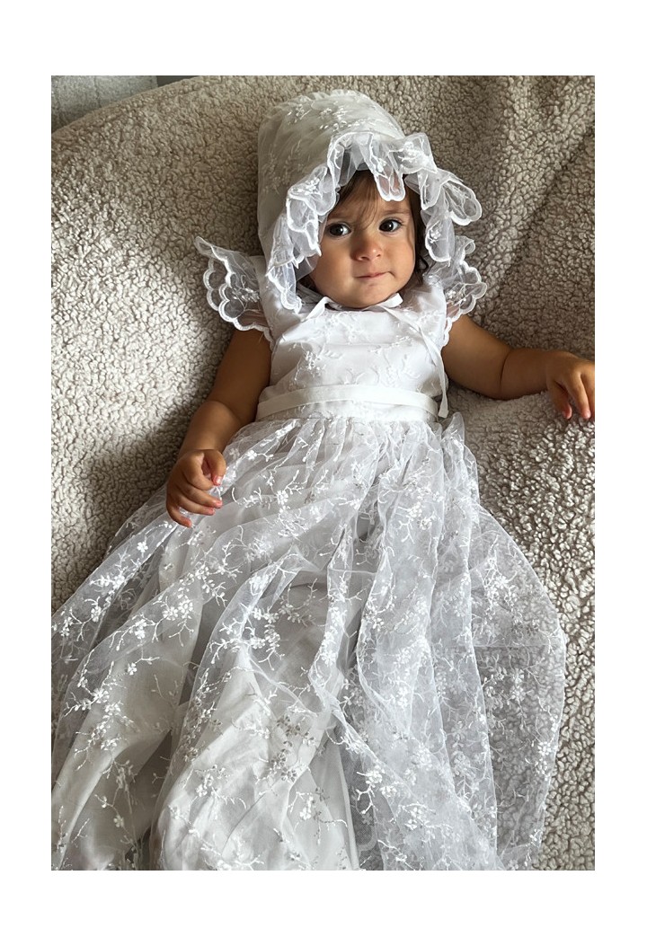 Verlängertes Taufkleid aus Spitze - Hersteller MK Maryla