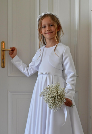 Bolero aus Satin - der perfekte Abschluss für Ihr Kommunion-Outfit. MKMaryla