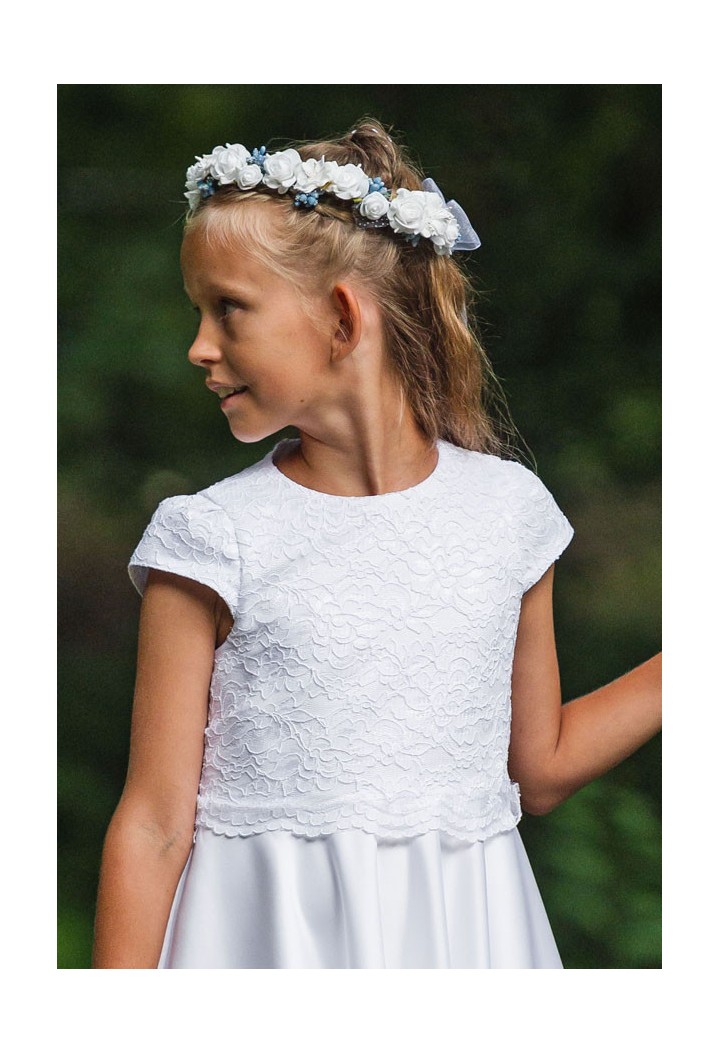 Kommunionskleid mit Spitze